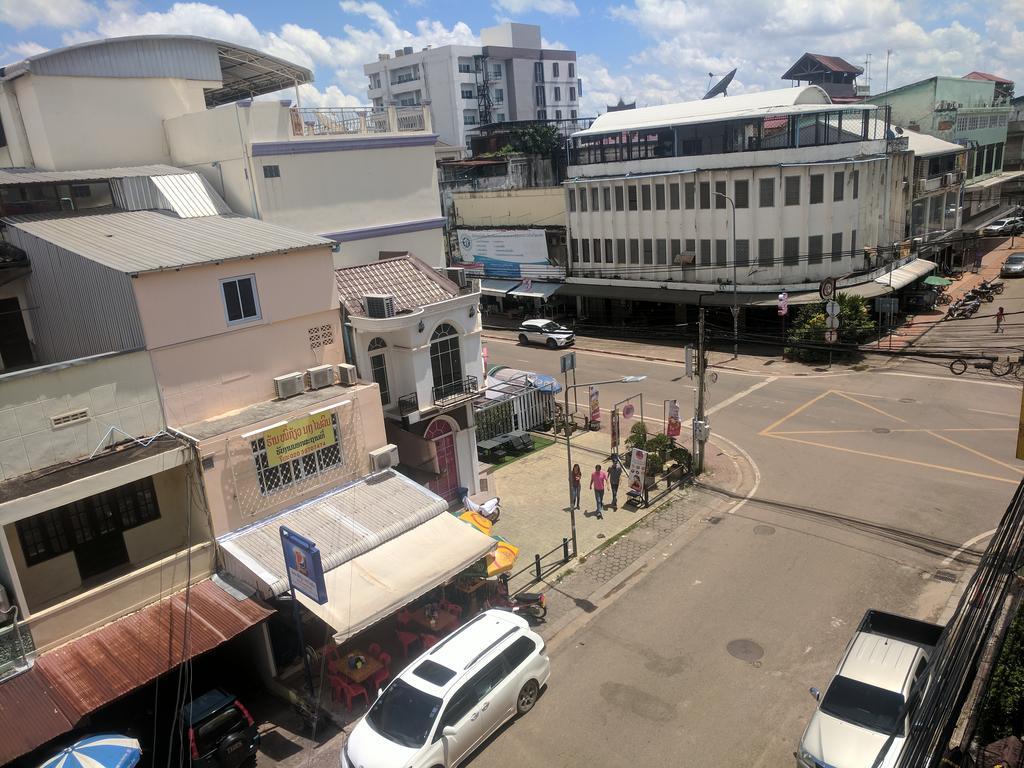 Pacific Vientiane Hotel Exterior photo